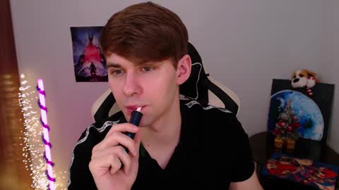 Snapshot of yourbilly chatting on 12-24-24, 01:16 Billy online show from 12-24-24, 01:16