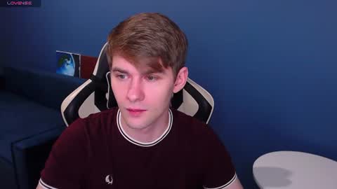 Snapshot of yourbilly chatting on 07-19-26, 11:19 Billy online show from 07-19-26, 11:19