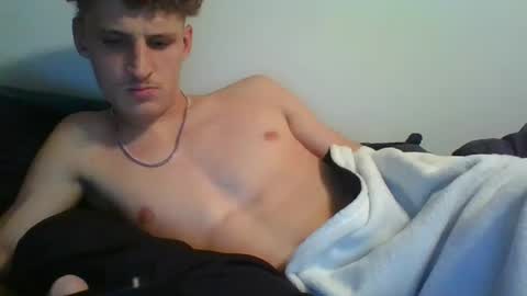 yourbitch1762 online show from 09-15-25, 05:51