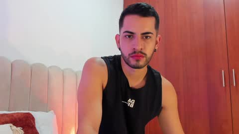 YOURBOYNEXTDOOR online show from 12-04-24, 10:13