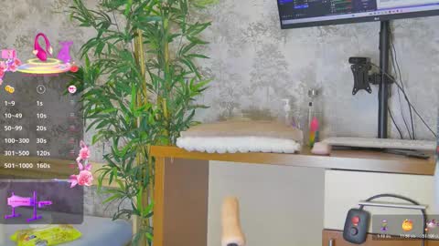 Anna online show from 10-28-25, 08:11