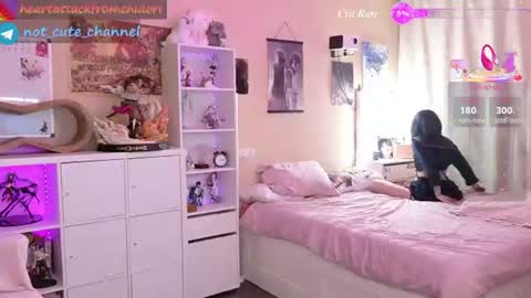 Snapshot of yourcutewaifu chatting on 07-10-26, 05:45 Lina Fansly online show from 07-10-26, 05:45
