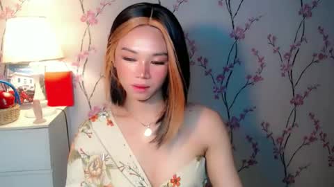 Snapshot of yourdreamgirljane chatting on 10-09-25, 05:22 JANE online show from 10-09-25, 05:22