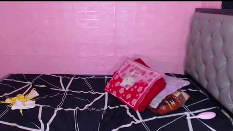 Snapshot of yourdreamisabell chatting on 12-23-24, 02:45 yourdreamisabell online show from 12-23-24, 02:45
