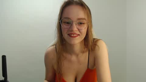 Snapshot of yourdreamray chatting on 06-27-26, 08:58 Lana online show from 06-27-26, 08:58