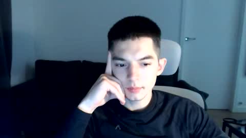 Snapshot of yourethan chatting on 10-21-25, 06:30 yourethan online show from 10-21-25, 06:30