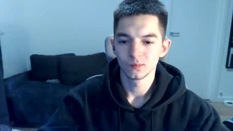 Snapshot of yourethan chatting on 10-22-25, 08:30 yourethan online show from 10-22-25, 08:30