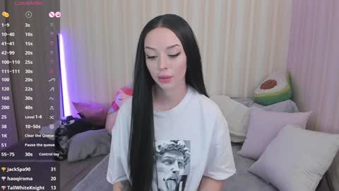 Snapshot of youreyesgazm chatting on 12-20-24, 11:10 Mary online show from 12-20-24, 11:10
