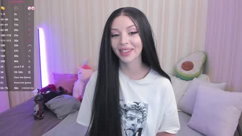 Snapshot of youreyesgazm chatting on 01-30-25, 09:57 Mary online show from 01-30-25, 09:57