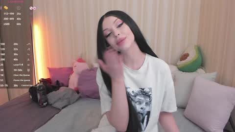 Snapshot of youreyesgazm chatting on 02-02-25, 09:40 Mary online show from 02-02-25, 09:40