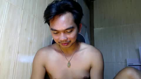 Snapshot of yourfantasyboyjr chatting on 09-22-25, 12:34 i am your dream boy  JR  online show from 09-22-25, 12:34