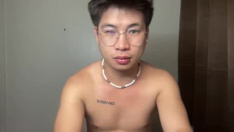 yourfantasyyy_ online show from 03-01-25, 01:11