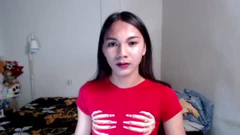 Snapshot of yourfav_jasmin chatting on 07-01-26, 10:06 NEW HUGECOCK online show from 07-01-26, 10:06
