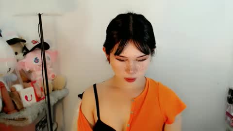 PrettyElla online show from 11-25-25, 05:29