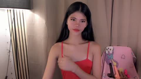 Snapshot of yourfavoratevivian chatting on 06-15-26, 08:44 Vivian online show from 06-15-26, 08:44