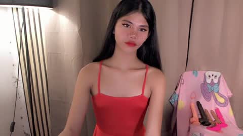 Snapshot of yourfavoratevivian chatting on 06-16-26, 08:44 Vivian online show from 06-16-26, 08:44