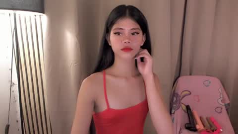 Snapshot of yourfavoratevivian chatting on 06-17-26, 09:16 Vivian online show from 06-17-26, 09:16