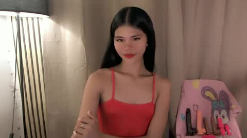 Snapshot of yourfavoratevivian chatting on 06-27-26, 11:10 Vivian online show from 06-27-26, 11:10