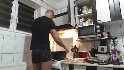 yourfavoritetallboy online show from 11-17-25, 06:46