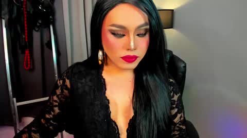 Snapshot of yourfiercemistress chatting on 02-05-25, 01:04 not into STINGY and CHEAP people online show from 02-05-25, 01:04