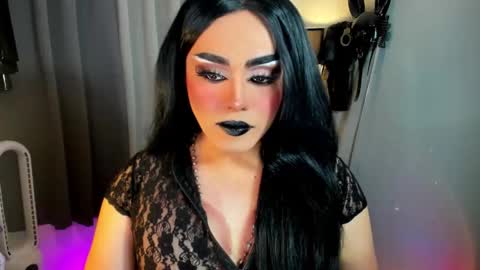 Snapshot of yourfiercemistress chatting on 12-14-25, 01:11 not into STINGY and CHEAP people online show from 12-14-25, 01:11