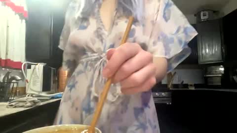 Snapshot of yourfriendlypsychopaths chatting on 01-19-25, 05:48 Scarlet Bunny online show from 01-19-25, 05:48