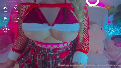 Snapshot of yourgirl11555 chatting on 12-26-24, 11:21 Liza online show from 12-26-24, 11:21