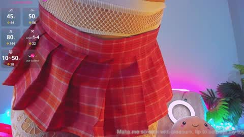 Snapshot of yourgirl11555 chatting on 01-26-25, 01:41 Liza online show from 01-26-25, 01:41