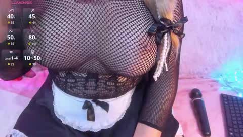 Snapshot of yourgirl11555 chatting on 09-30-25, 12:10 Liza online show from 09-30-25, 12:10