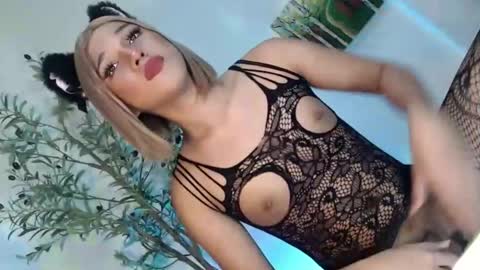 yourgirlnextdoor18 online show from 05-18-26, 03:24