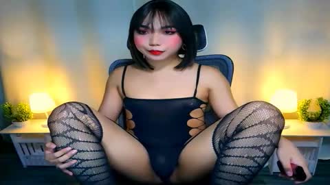 Goddess Yoshi online show from 11-01-25, 11:51