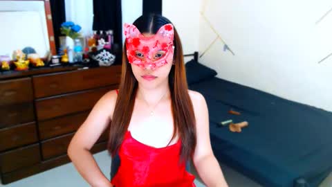 Snapshot of yourgoddesscruella chatting on 03-05-26, 12:17 yourgoddesscruella online show from 03-05-26, 12:17