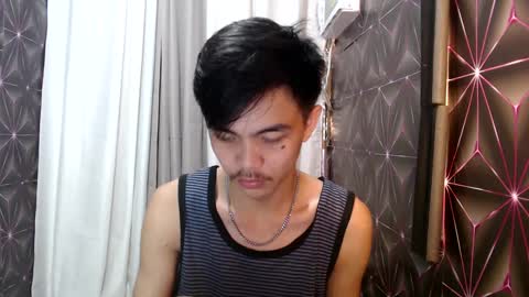 Snapshot of yourguy_josh23 chatting on 01-07-25, 06:35 Josh online show from 01-07-25, 06:35