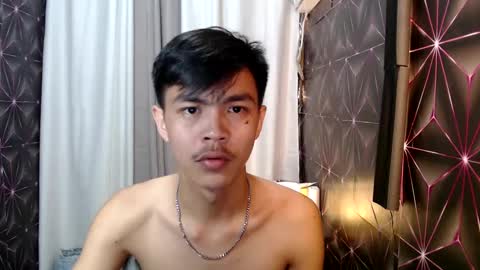 Snapshot of yourguy_josh23 chatting on 02-04-25, 07:40 Josh online show from 02-04-25, 07:40