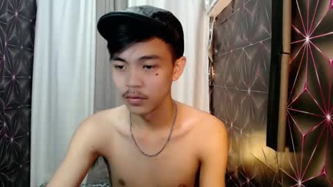 Snapshot of yourguy_josh23 chatting on 02-11-25, 07:33 Josh online show from 02-11-25, 07:33