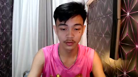 Snapshot of yourguy_josh23 chatting on 02-18-25, 03:21 Josh online show from 02-18-25, 03:21