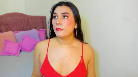 EMELY online show from 02-18-26, 01:56