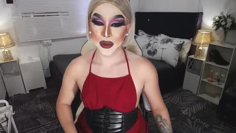 Snapshot of yourlivingonurdream chatting on 01-05-25, 08:43 -- online show from 01-05-25, 08:43