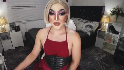 Snapshot of yourlivingonurdream chatting on 01-16-25, 11:37 -- online show from 01-16-25, 11:37