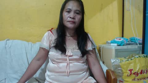 Snapshot of yourlove_regine chatting on 01-13-25, 07:42 Regine online show from 01-13-25, 07:42