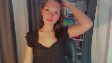 Snapshot of yourlovekylie chatting on 03-01-26, 03:19 KYLIE MORE online show from 03-01-26, 03:19