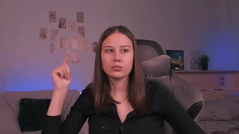Nikol online show from 10-12-25, 08:35