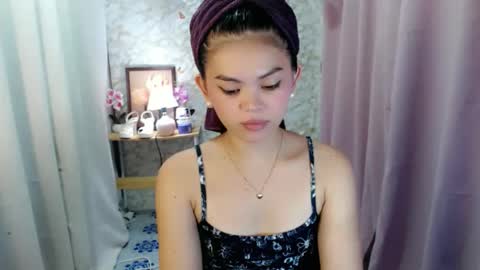 Snapshot of yourlovelytranspinay chatting on 01-06-26, 01:20 your lovely Dina online show from 01-06-26, 01:20