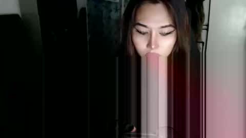 Snapshot of yourlovetifannyx chatting on 11-06-25, 05:52 tifanny online show from 11-06-25, 05:52