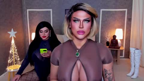 Snapshot of yourmassivecockcummer chatting on 12-20-24, 03:10 Carla online show from 12-20-24, 03:10