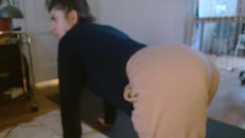 Snapshot of yourmommy696969 chatting on 02-27-26, 02:28 Nora online show from 02-27-26, 02:28