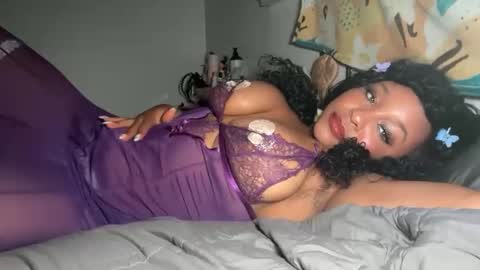 Snapshot of yourmommysilk chatting on 05-22-26, 03:57 YOURMOMMY online show from 05-22-26, 03:57