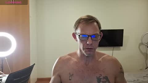 Snapshot of yournaughtyneighbors25 chatting on 12-14-25, 07:07 Ellie and Wesley online show from 12-14-25, 07:07