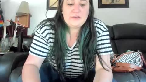 Snapshot of yournewfavoritecamgirl chatting on 11-17-25, 03:07 Lexi online show from 11-17-25, 03:07