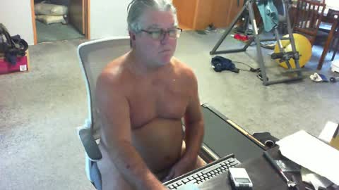 Snapshot of yourpoppi55 chatting on 06-25-26, 11:37 yourpoppi55 online show from 06-25-26, 11:37